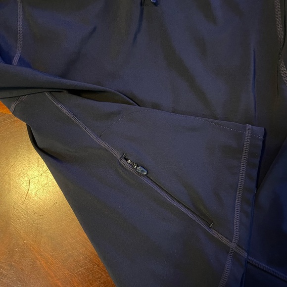 Gap Fit Long sleeve top - Picture 3 of 4